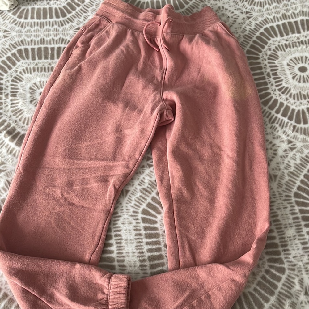 Pink sweatpants - Picture 2 of 4